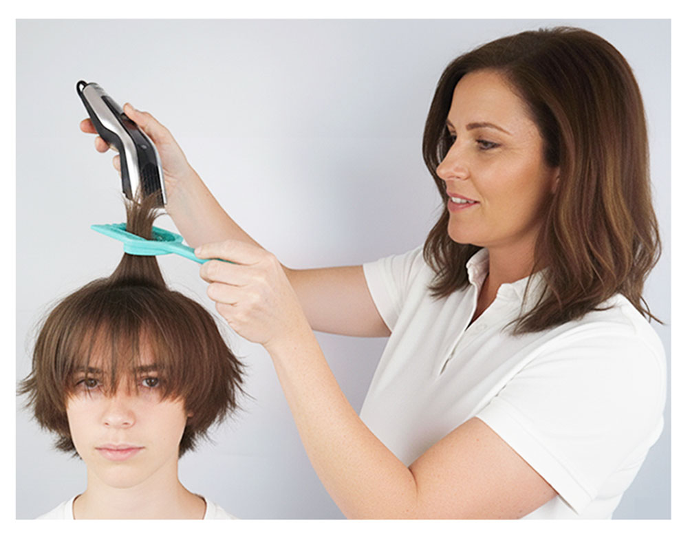 Cut other peoples hair-01b
